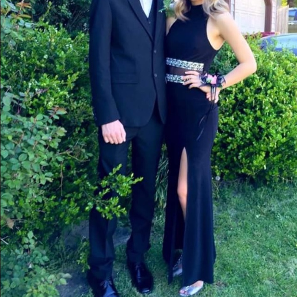 Black prom dress